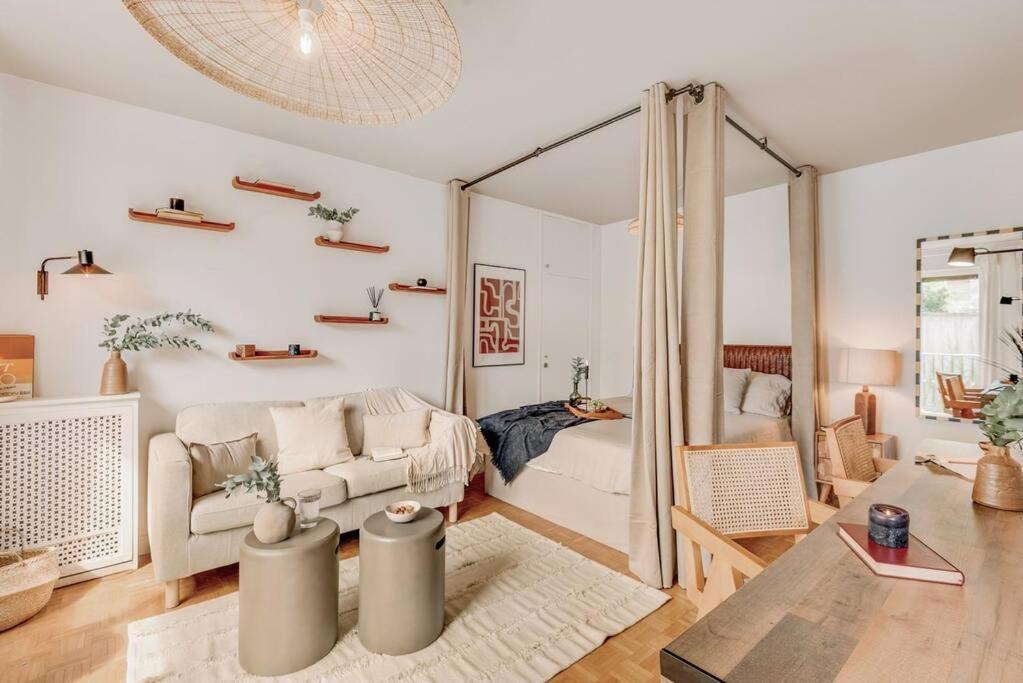 Marini - A Auteuil Apartment Paris